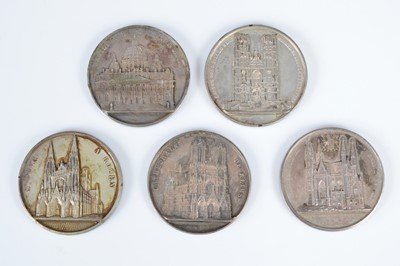 Lot 33 - A Cathedral of St Michael and St Gudula medallion