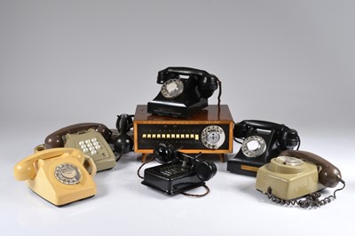 Lot 71 - A vintage dictograph telephone switchboard