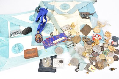 Lot 76 - An assortment of Miscellaneous Collectables