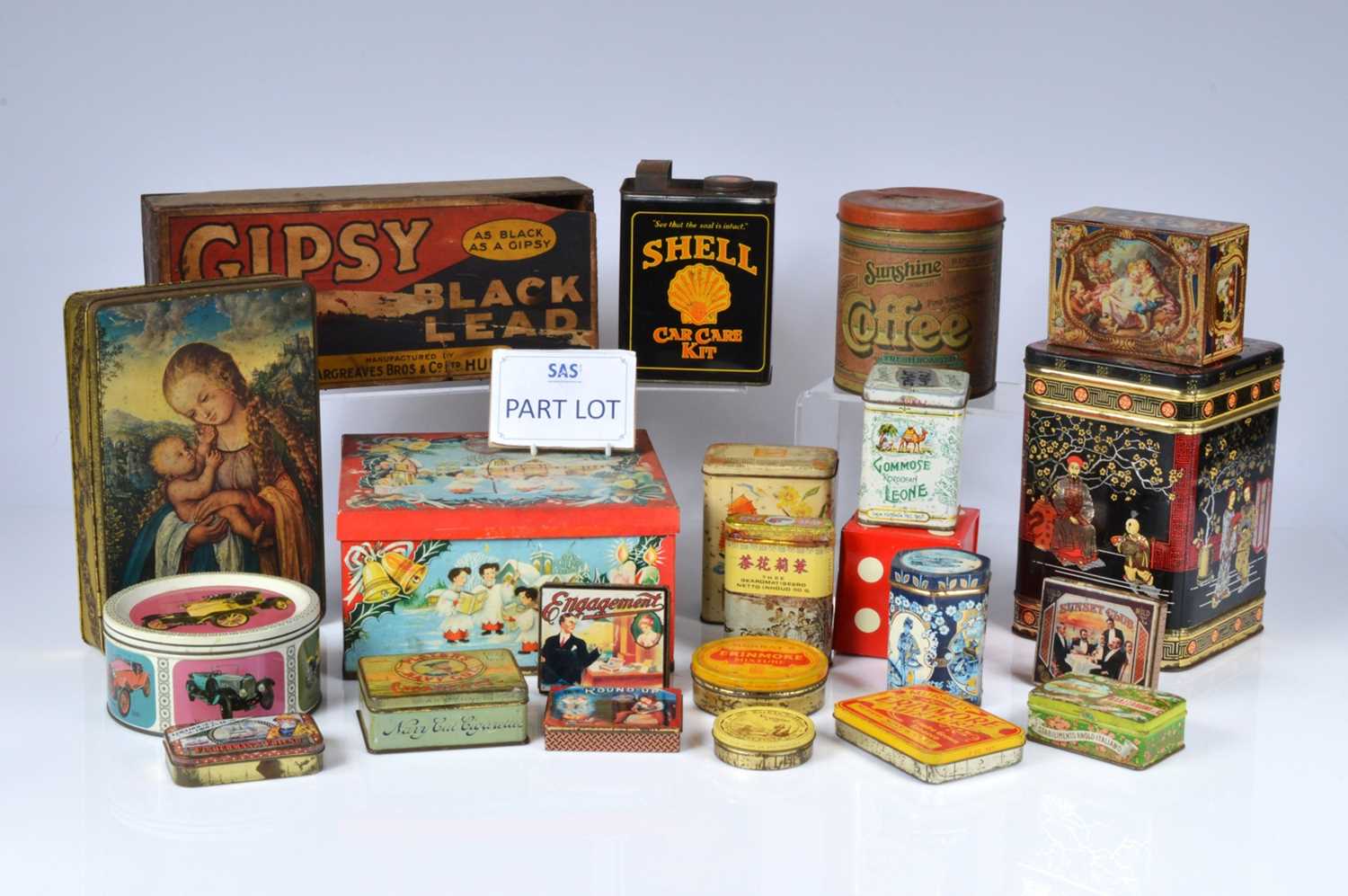 Lot 91 - A collection of advertising tins
