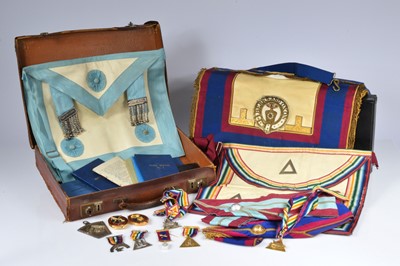 Lot 113 - A set of Masonic Royal ARC Mariner items