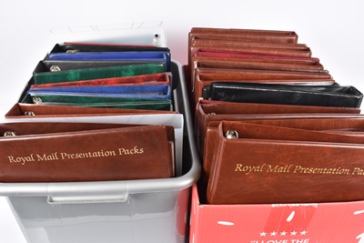 Lot 126 - A good collection of Stamp Collecting Folders
