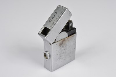 Lot 297 - An Echo 8 Spy Camera and Lighter by Suzuki Optical Company