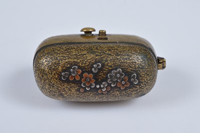 Lot 300 - A Japanese 'Walnut' miniature pistol flint lighter (Hiuchi)