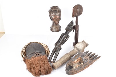 Lot 329 - A collection of African carved items