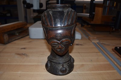 Lot 329 - A collection of African carved items