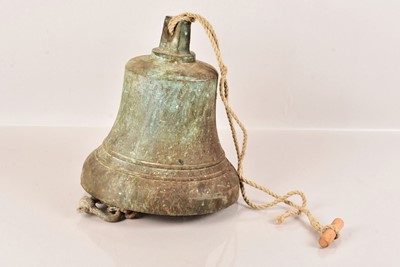Lot 436 - A Vintage George V Ship's Bell