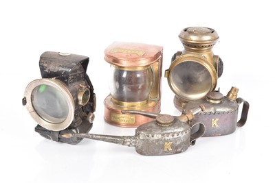 Lot 522 - Two vintage Kayes Patent Oil cans