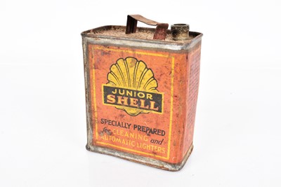 Lot 535 - A vintage Junior Shell oil can