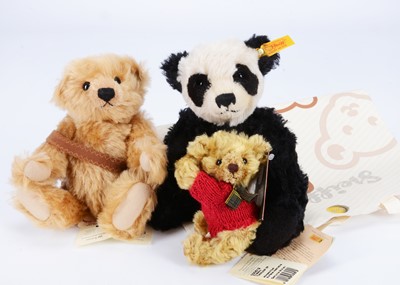 Lot 43 - Two Steiff teddy bears