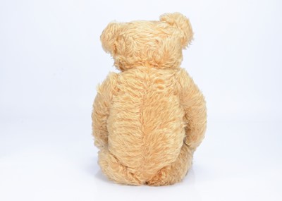 Lot 82 - A 1930s Merrythought teddy bear