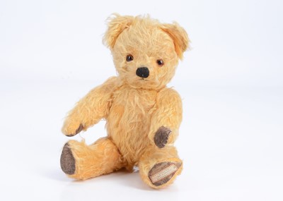 Lot 85 - A small 1950s Chad Valley  teddy bear