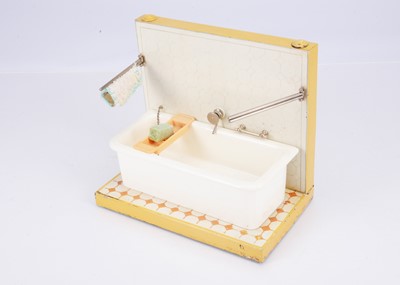 Lot 296 - A 1910-20s Marklin doll’s bath