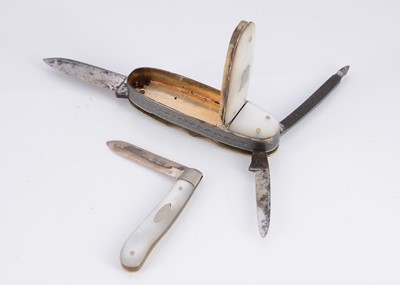 Lot 425 - An 19th century Slater Brothers penknife with snuff box