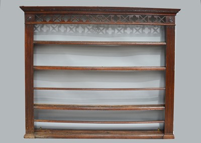 Lot 441 - An 19th century oak and pine wall mounted plate rack