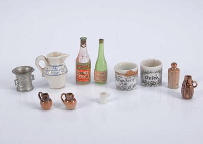 Lot 671 - Doll’s house kitchen supplies