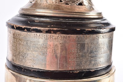 Lot 23 - A George V/George VI silver presentation rose bowl