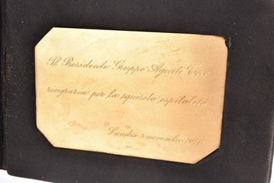 Lot 42 - A continental yellow metal 750 marked presentation plaque