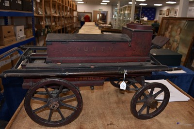 Lot 118 - An early 19th Century model fire engine