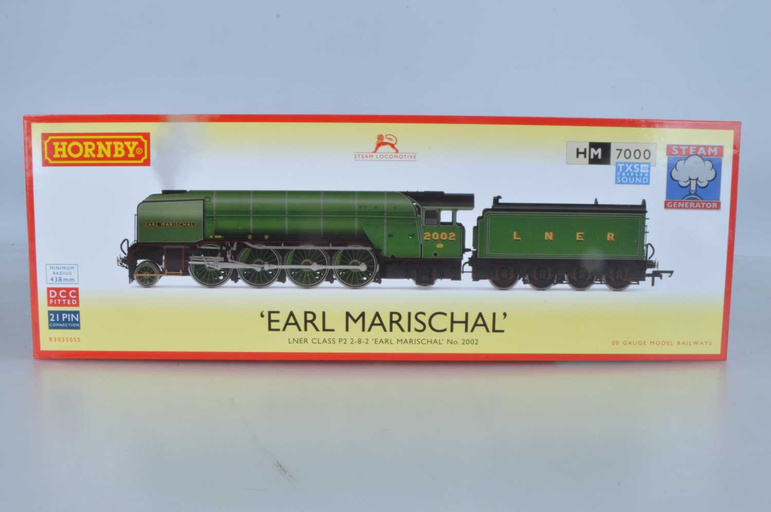 Lot 16 - Hornby (China) boxed 00 Gauge R30350SS LNER  green Class 2P 2002 'Earl Marischal' Locomotive and Tender