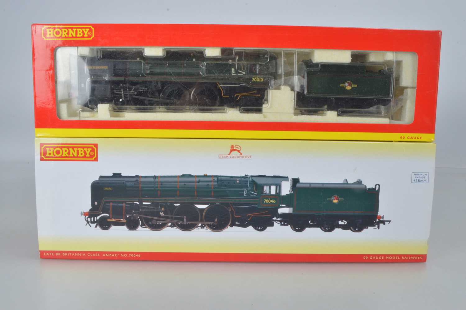 Lot 41 - Hornby (China) boxed 00 Gauge BR green Britannia Class Locomotives and Tenders (2)