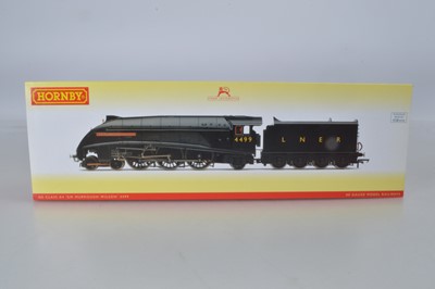 Lot 50 - Hornby (China) boxed 00 Gauge R3441 LNER black Class A4 4499 'Sir Murrough Wilson' Locomotive and Tender