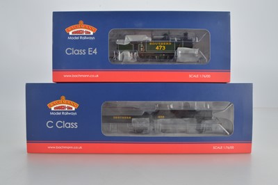 Lot 196 - Bachmann boxed 00 Gauge Southern black C Class Locomotive and Tender and Southern Green Class E4 Tank Locomotive (2)