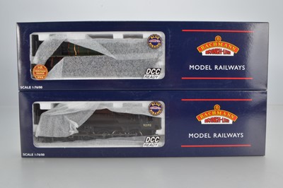 Lot 214 - Bachmann boxed 00 Gauge BR lined green and lined black Standard Class 9F 2-10-0 Locomotives and Tenders (2)