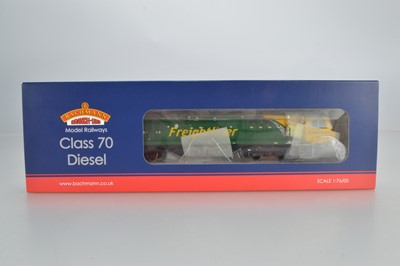 Lot 219 - Bachmann boxed 00 Gauge 31-586 Freightliner green and yellow Class 70 70003 Diesel Locomotive 21DCC