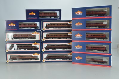 Lot 227 - Bachmann boxed 00 Gauge LMS crimson and BR maroon Corridor and Suburban Coaches (14)