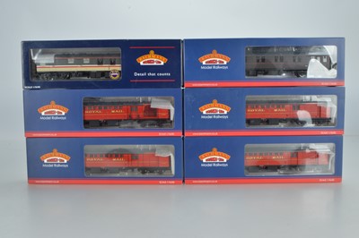 Lot 228 - Bachmann boxed 00 Gauge Post Office Sorting van Sleeping Car and Inter-City Restaurant Car (6)