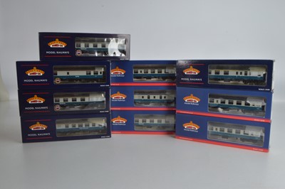 Lot 232 - Bachmann boxed 00 Gauge BR blue/grey Mk1 Coaches (10)
