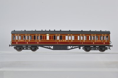 Lot 284 - Larry Goddard  Models OO Gauge repainted Airfix LMS maroon Coach