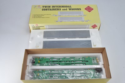 Lot 454 - Aristo Craft Malcolm Logistic Container Car