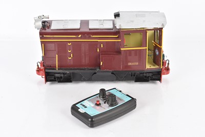 Lot 463 - PLINE G Gauge Model Train Engineering, 0-4-0 Diesel EIR Maroon, 20/2015 to underside of frame