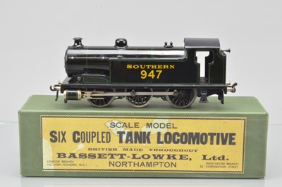 Lot 486 - Bassett Lowke O Gauge 0-6-0 Tank Locomotive, 3-Rail electric, Southern No 947