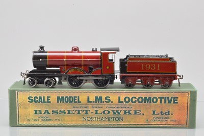 Lot 507 - Bassett Lowke 0 Gauge 4-4-0 Loco and Tender, 1931 in red lined black / yellow, 'Duke of York'