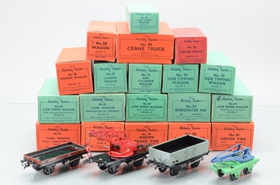 Lot 529 - Hornby O Gauge Rolling Stock (19)