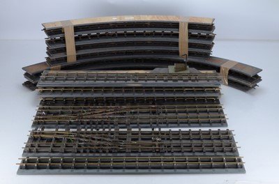 Lot 539 - Bassett Lowke O Gauge all brass 2- rail track (20 boards)