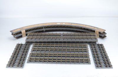 Lot 540 - Bassett Lowke O Gauge all brass 2- rail track (16 Boards)