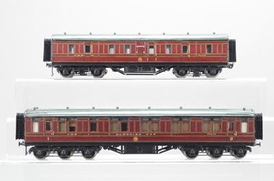 Lot 587 - CCW or Similar LMS Full Brake No 20475 and LMS 12 wheel 1st / 3rd Sleeping Car, (2)
