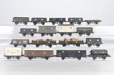 Lot 594 - Kit  / scratch built course scale O Gauge 'GWR' freight rolling stock (16)