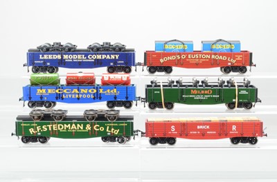 Lot 610 - Modern O Gauge style 'Leeds Model Company' bogie wagons, (6)