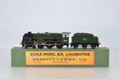 Lot 626 - Gorgi /  Bassett Lowke Ref: Royal Scot 4-6-0 Loco and Tender BR 'The Royal Air Force', No 46159, limited edition No 57