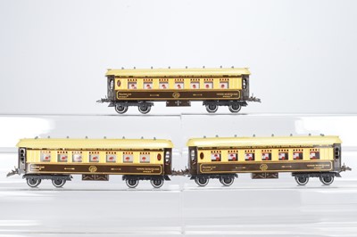 Lot 657 - French Hornby O Gauge Wagon-Lits 'Golden Arrow' Pullman coaches (3)