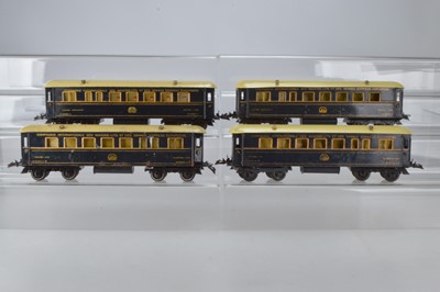 Lot 659 - Hornby O Gauge Wagon - Lits Blue coaches (4)