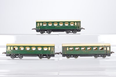 Lot 667 - French Hornby O Gauge SNCF Coaches (3)