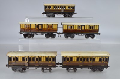 Lot 701 - 3 restored Carette O Gauge Clemisons 6 wheel coaches, Midland Railway (3)