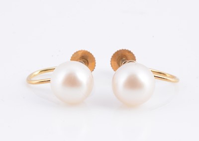Lot 53 - A pair of 9ct gold screw back pearl earrings