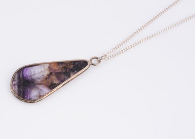 Lot 68 - A blue john teardrop white metal mounted pendant necklace